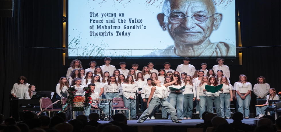 The Embassy marked the International Day of Non-Violence on 2nd October 2025 with an exhibition on the human cost of terrorism and performances by Slovenian school children  
